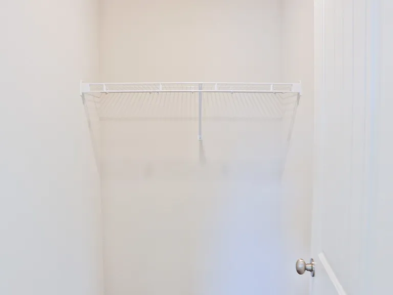 1076 Black Oak Cir — Photo 24