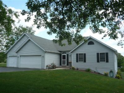 8733 N Hedge Rd, Byron, IL, 61010