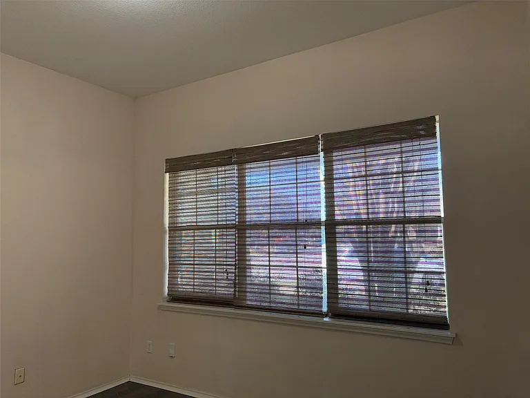 11501 Knapple Cv — Photo 6