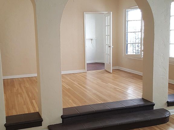 3rd image of 429 N Ogden Dr APT 4
