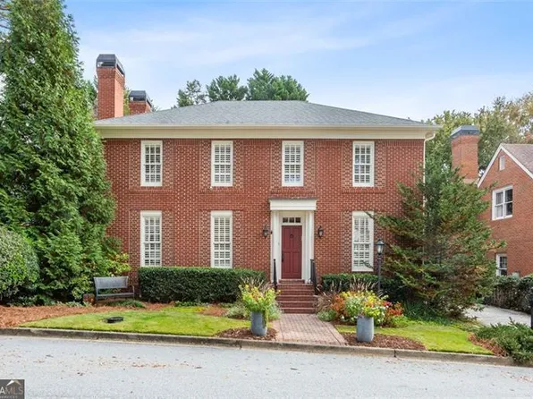 1209 Village Run NE, Atlanta, GA 30319
