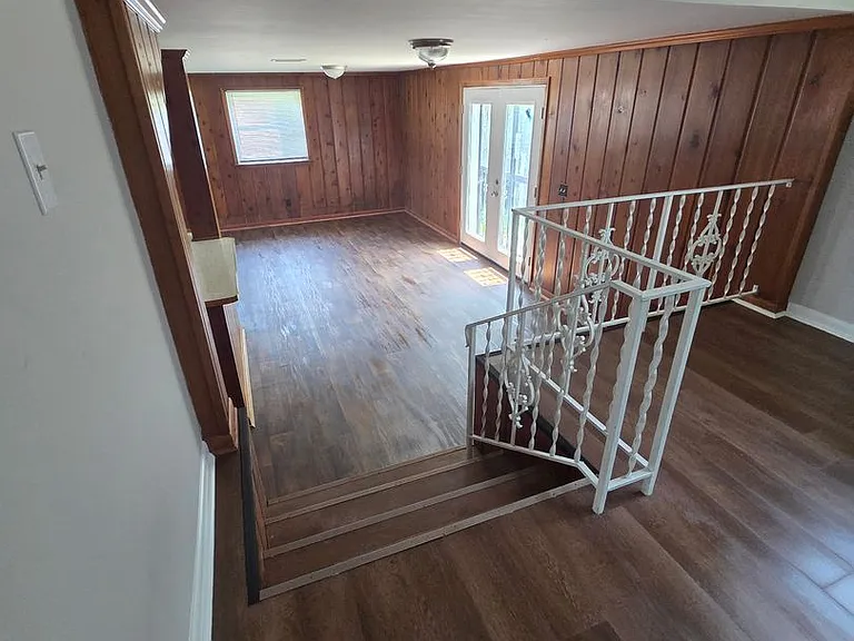 3214 Wilmoth Ct — Photo 2