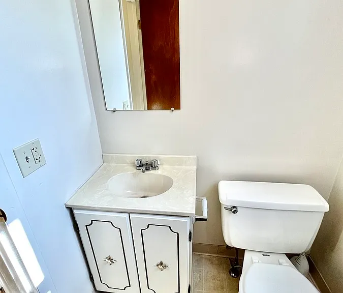 Oak Manor Dr — Photo 67