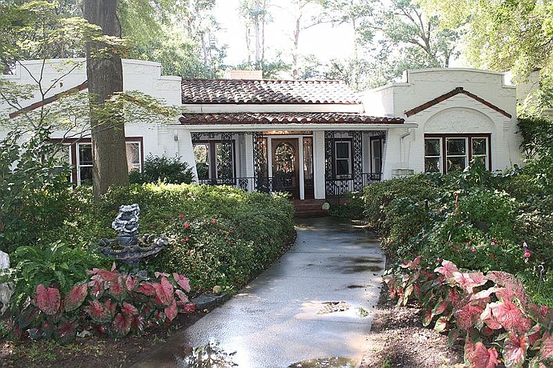 1st image of 301 Vickie Ln