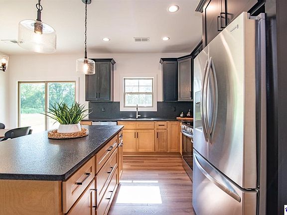 4th image of 58 Sweet Grass Ct