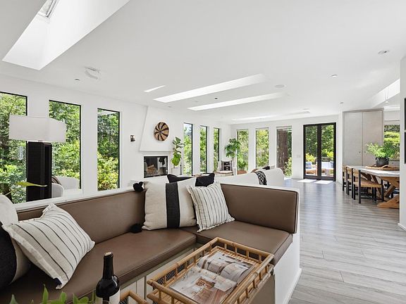 3rd image of 12 Meadow View Lane