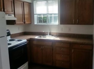 400 Harrison Ave APT 101, Trenton, MI 48183
