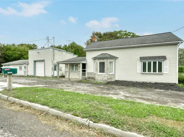 9235 W Ridge Rd, Brockport, NY 14420