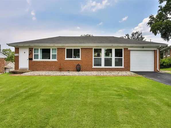 9768 Jarris Dr, Saint Louis, MO 63123