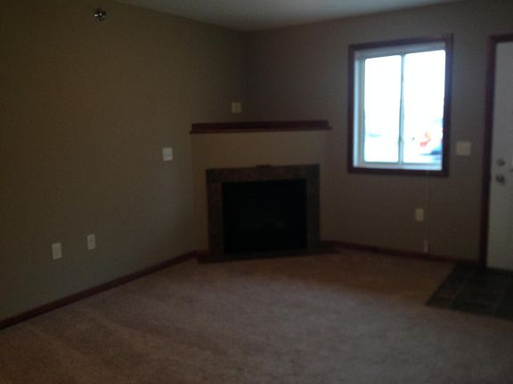 3rd image of 1220 Coventry Ln Unit 2