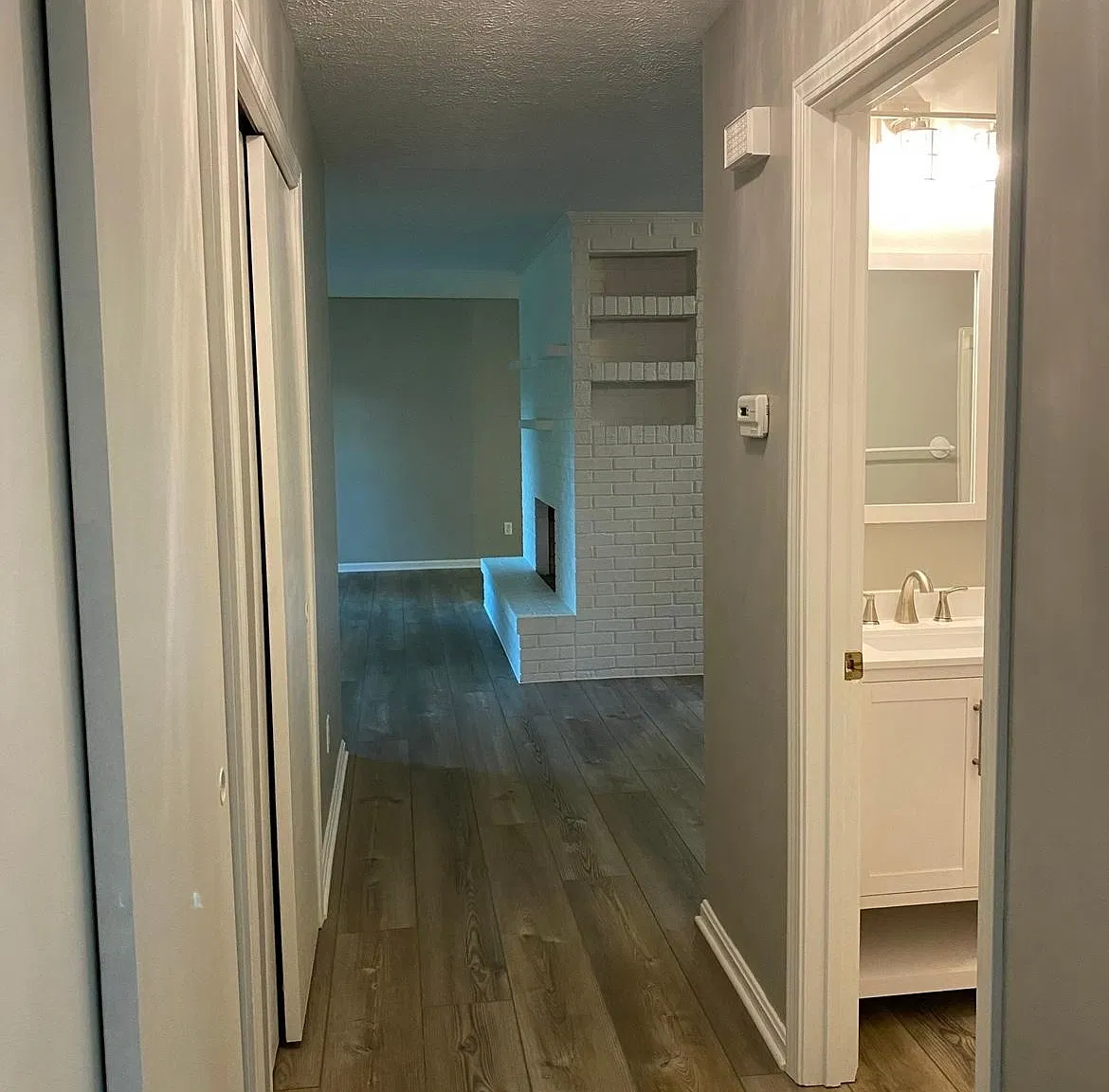 108 Hurstland Dr — Photo 4