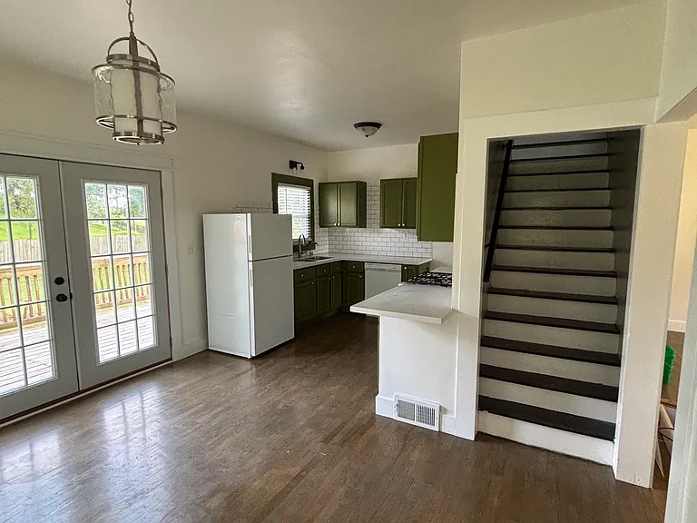 2103 Warner Ave — Photo 11