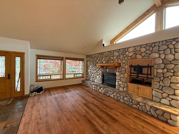 4th image of 2345 Todds Crest Dr