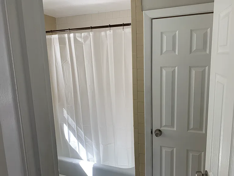 15 Virginia Ave — Photo 8