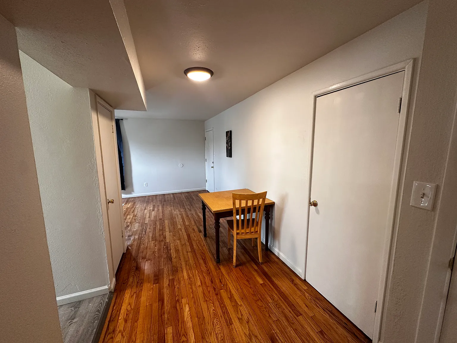 2 bed, $900 — Photo 3