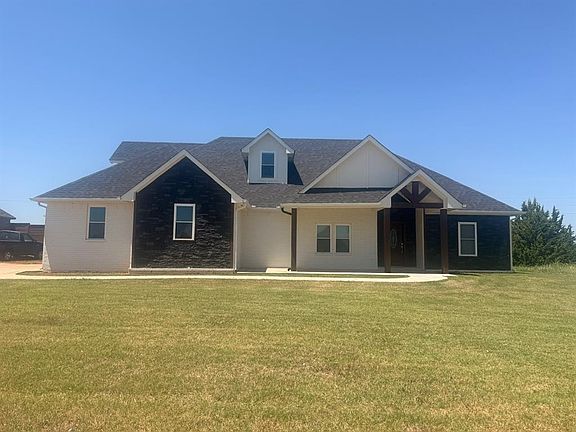 2nd image of 4351 Whitetail Cir