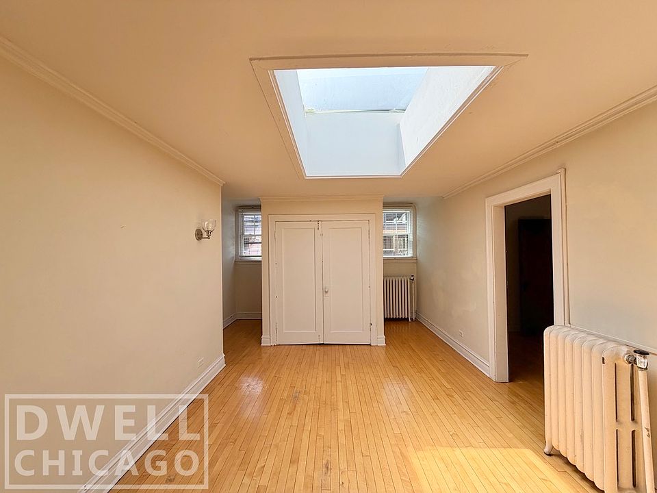 1st image of 730 Elm St #301