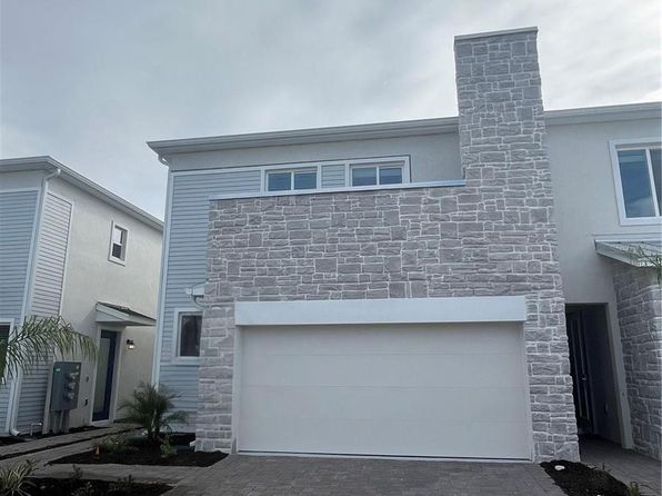 376 Nine Iron Dr