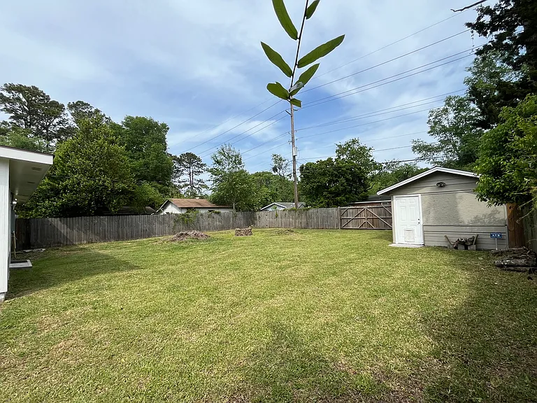 3610 Oakland Ct — Photo 22