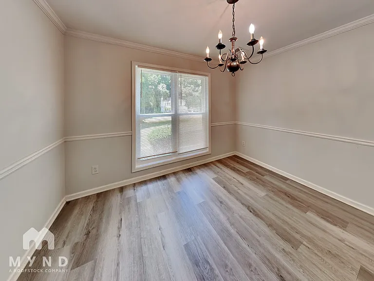 160 Thomas Crossing Dr — Photo 8