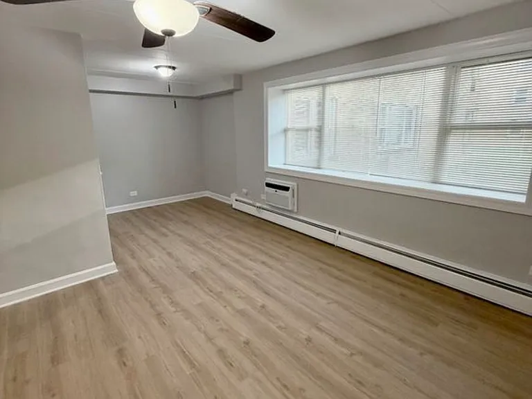 2025 W Granville Ave #B110 — Photo 4