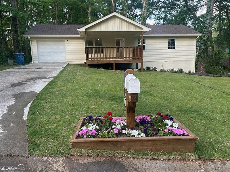 1st image of 2856 Bay Leaf Dr SE