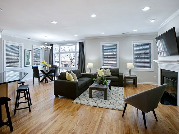 3rd image of 3418 N Ashland Ave APT 2N