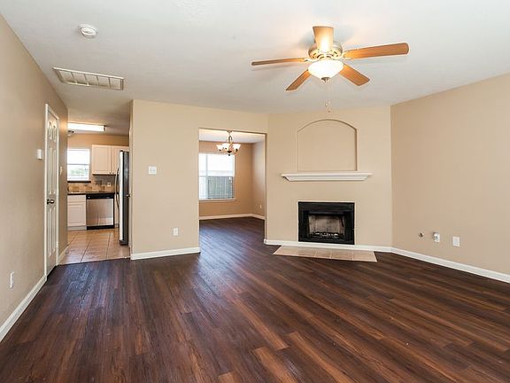 4th image of 2893 Sun River Ln