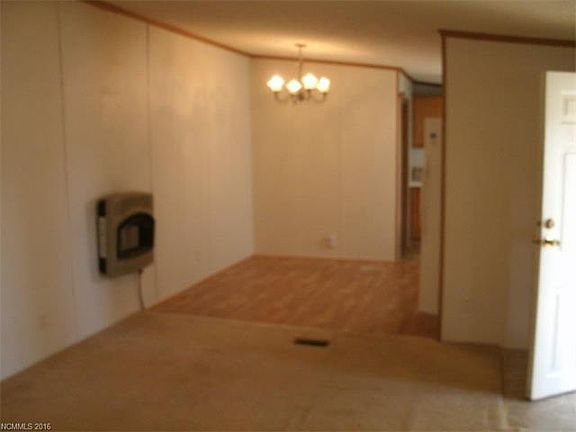 5th image of 32 Meg Pie Ln