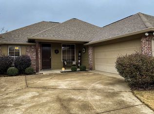 111 Woodburn Way, Pearl, MS 39208