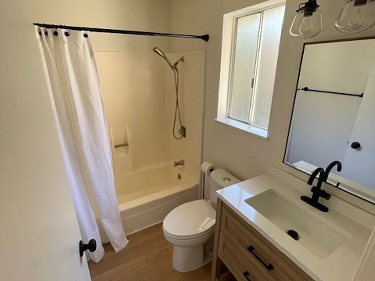 5525 Capistrano Ave #28 — Photo 4