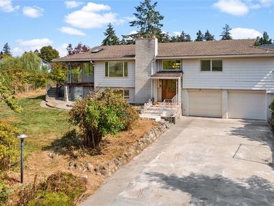 214 Montgomery Street, Steilacoom, WA, 98388