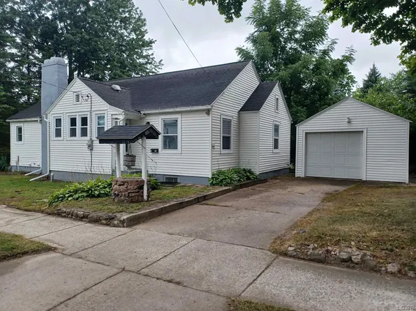 977 W Maumee St, Adrian, MI 49221