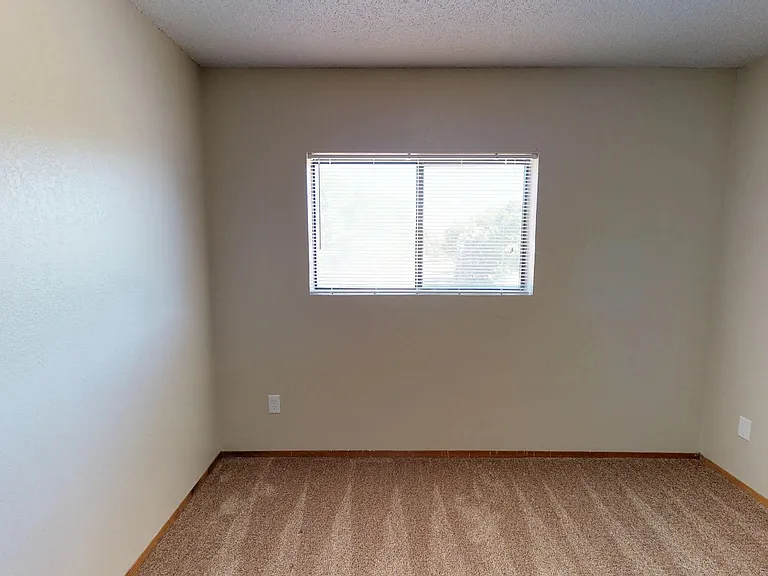 Oakwood Estates — Photo 44