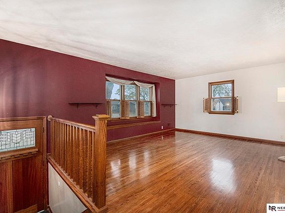 5th image of 8715 S Glenview Dr