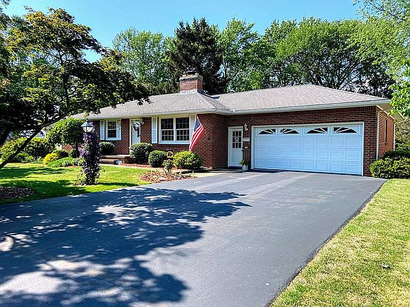 2nd image of 4020 Staley Dr