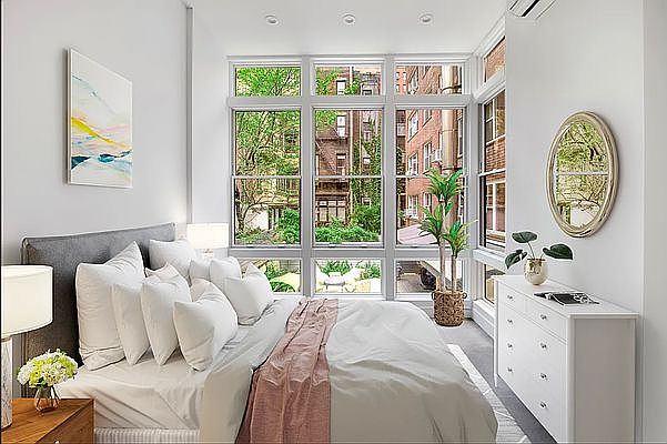 1st image of 127 E 36th St APT 1A