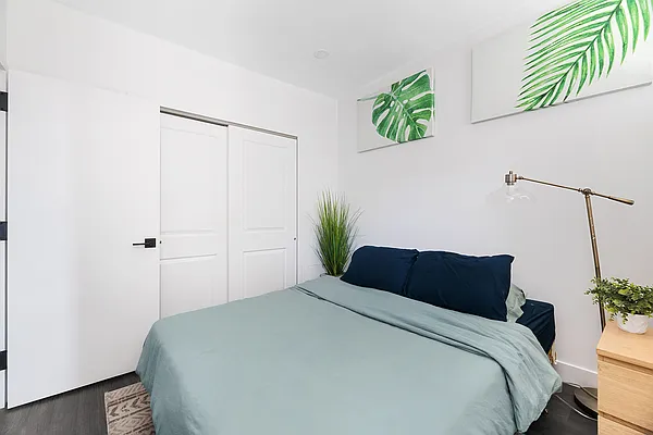 Rented by REAL New York | media 14