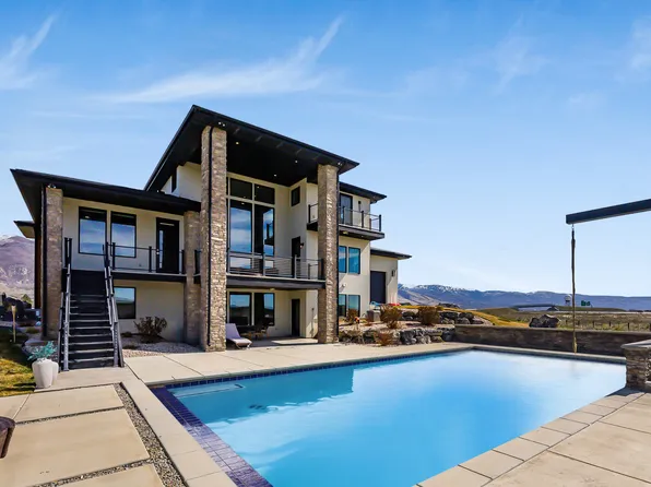 454 S Buffalo Ranch Rd W, Farmington, UT 84025