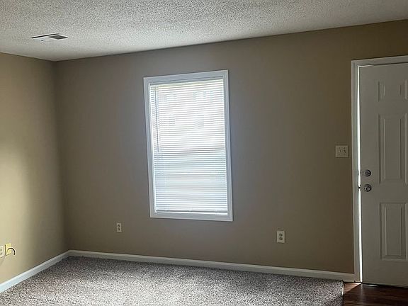 2nd image of 1034 Brandy Ln APT 2