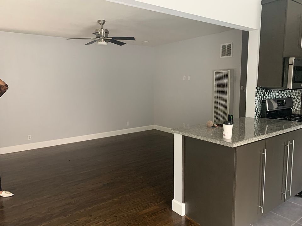1st image of 50 Elm Ave Unit 6