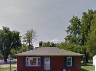 400 Bernard Dr, Belleville, IL