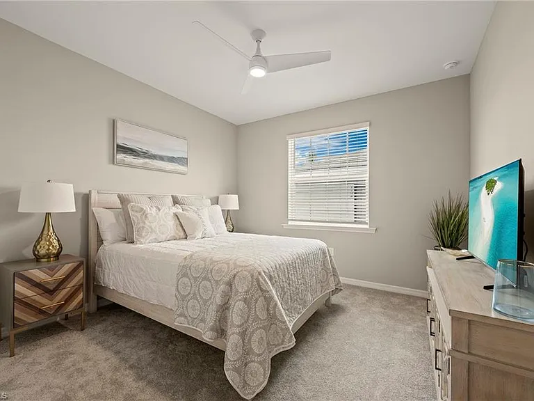 11821 Venetian Lagoon Dr #104 — Photo 18