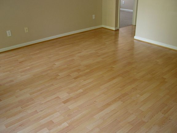 4th image of 702 Southern Charm Dr