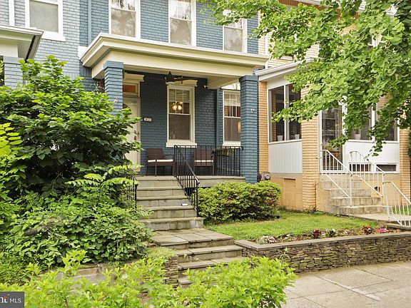 2nd image of 1813 Bay St SE