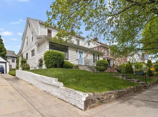 4026 158th St, Flushing, NY 11358
