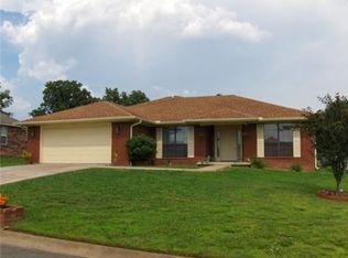 102 Lanita Dr, Roland, OK 74954