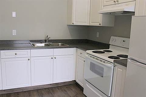 1st image of 9815 97th Ave #101