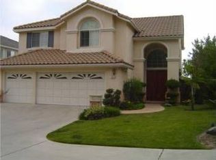 3863 Sky View Ln, Glendale, CA 91214
