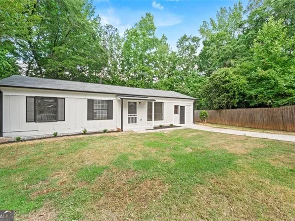 12 Westgate Park Ct, Newnan, GA 30263